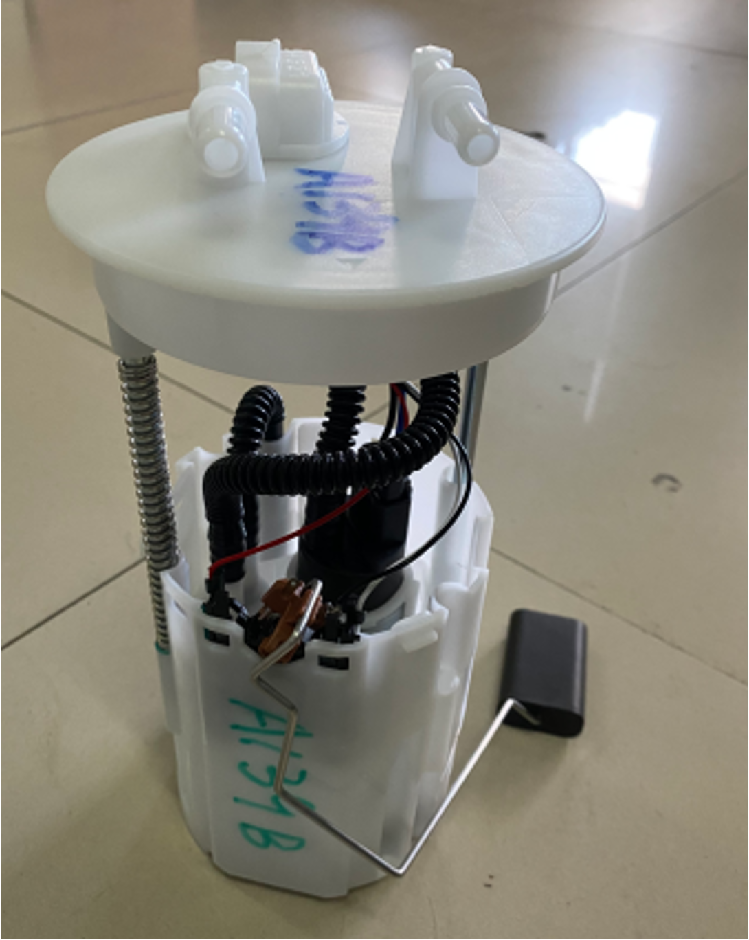 J60-1106010, F01R00S508，FUEL PUMP FOR CHERY ARBIZO